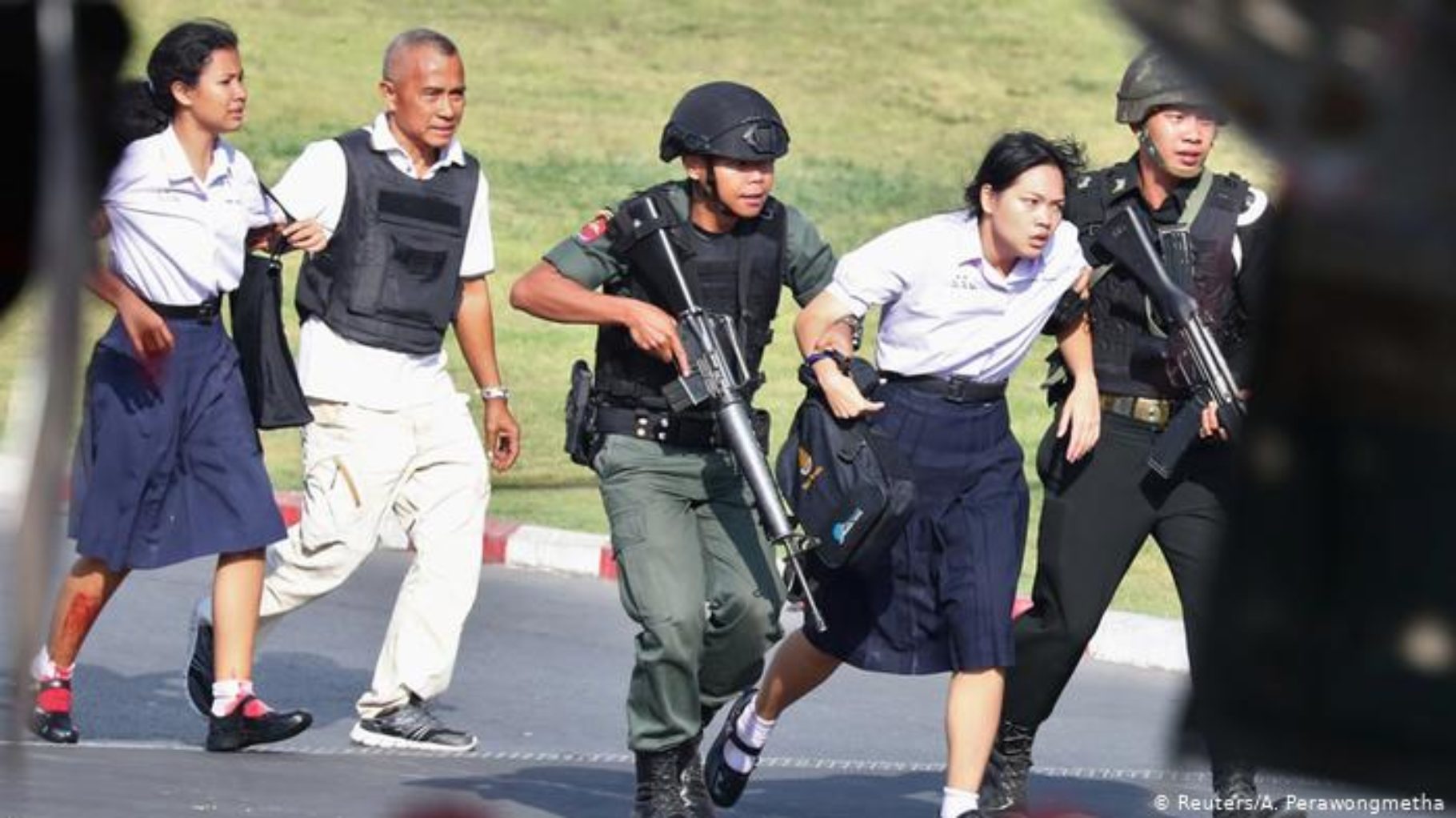 Detik-detik Menegangkan Saat Tentara Thailand Tembaki Warga Sipil Dan ...