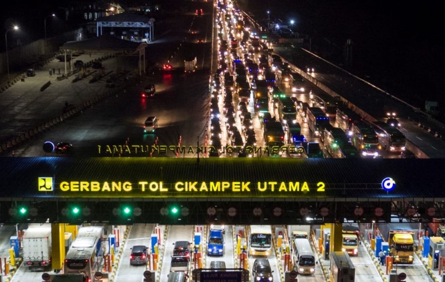 Mudik Dilarang Jumlah Kendaraan Keluar Jakarta Malah 