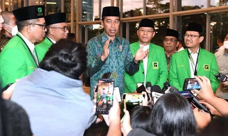 Restu Jokowi Untuk Capres-Cawapres 2024: Bawa Berkah Atau Bikin Kalah ...